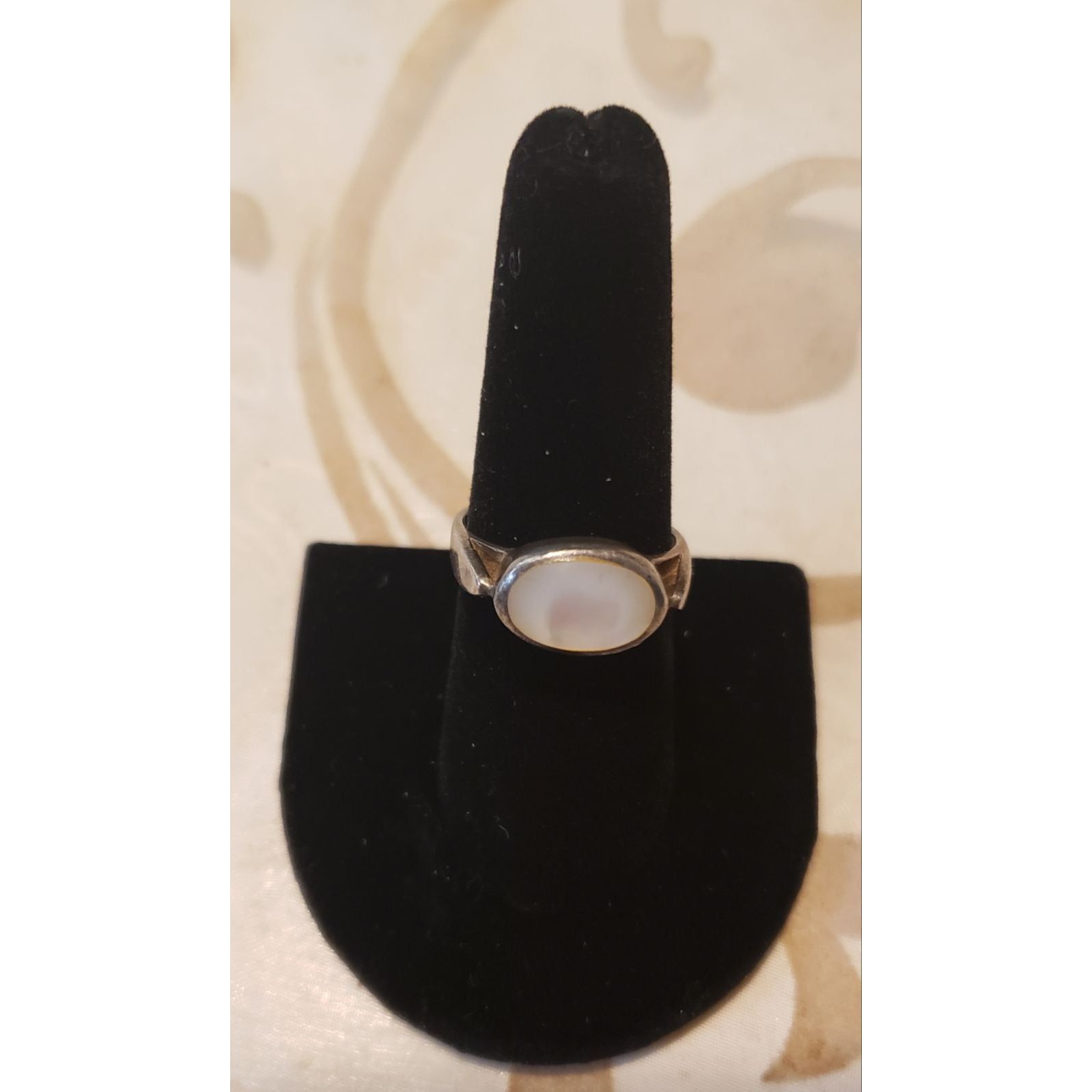 Vintage Sterling Ring Mother Of Pearl Size 8.5 Preowned